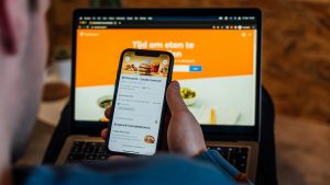 Must-Have Features for an Effective Online Food Ordering System